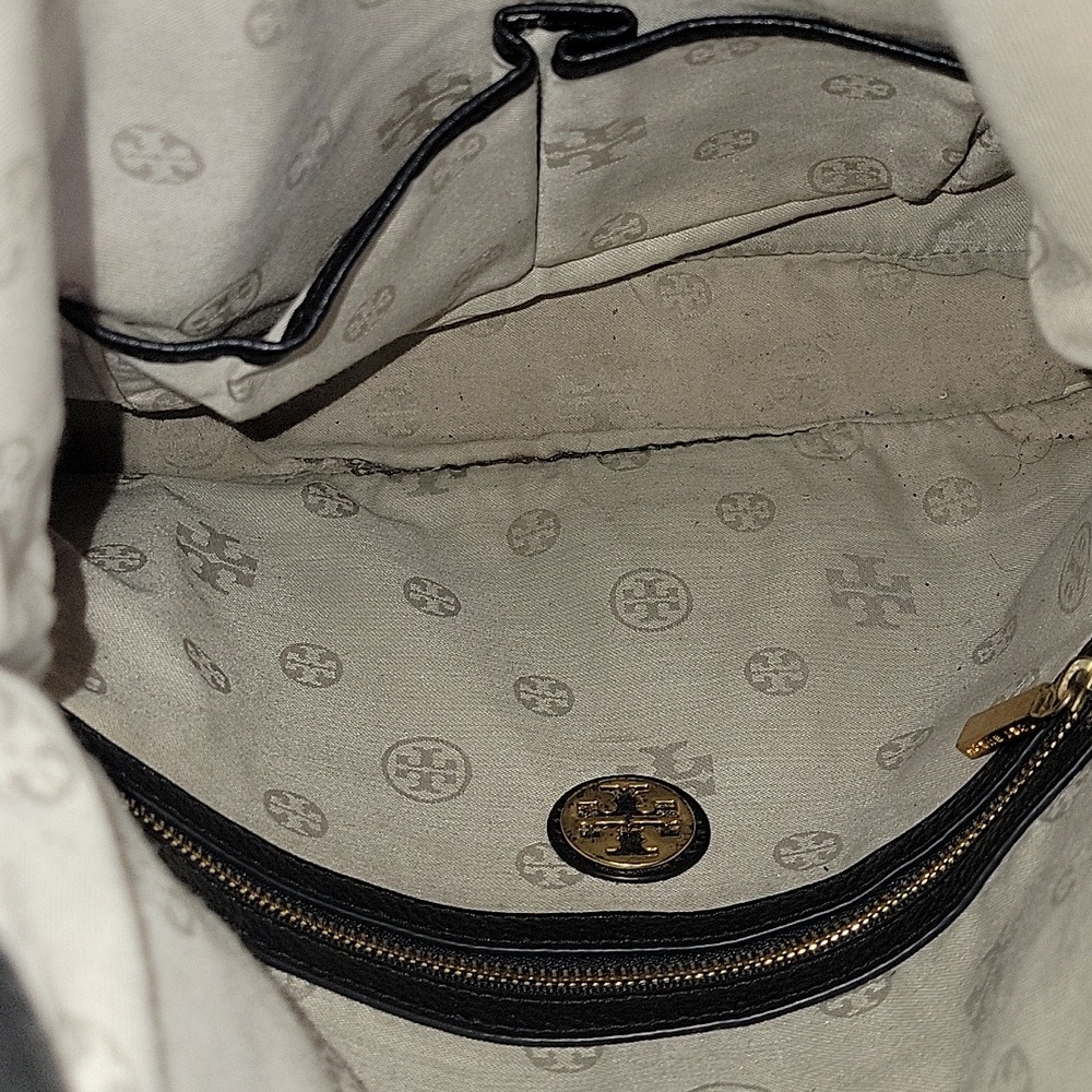 Tory Burch Black Leather Flap Crossbody Shoulder Bag - Picture 11 of 15